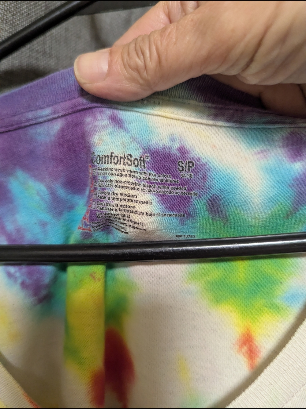 Cowgirls Ride Better Tie-Dye V-Neck Tee - Multicolor Vintage 70s Glitter - Picture 5 of 7